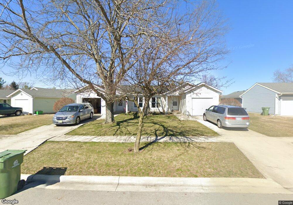 526 Rosehill Dr unit 518, Marysville, OH 43040 - photo 1