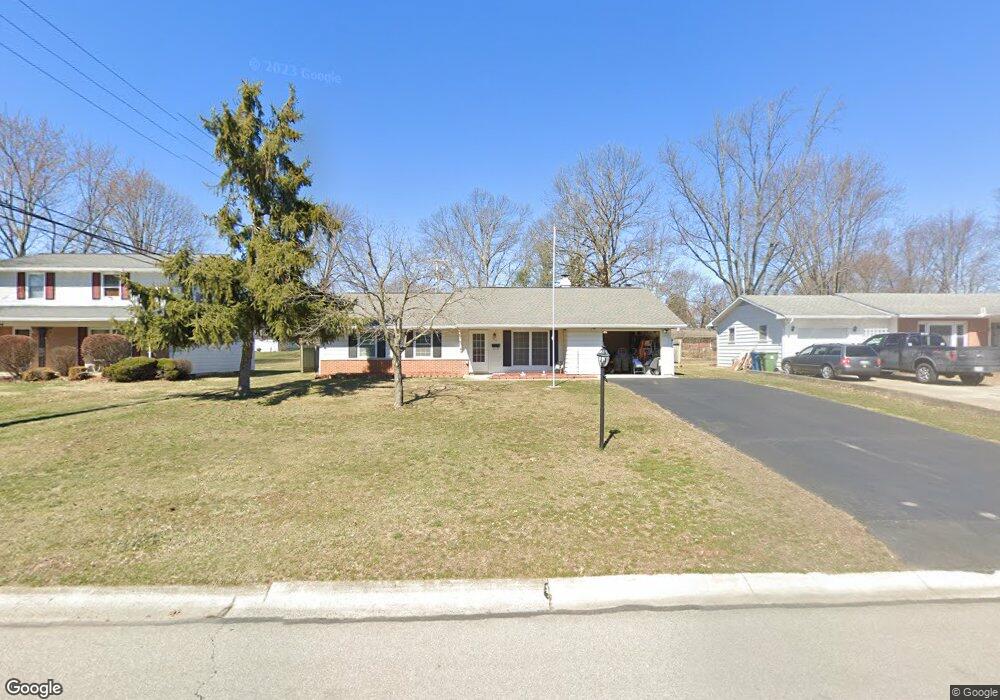 940 Sherwood Ave, Marysville, OH 43040 - photo 1