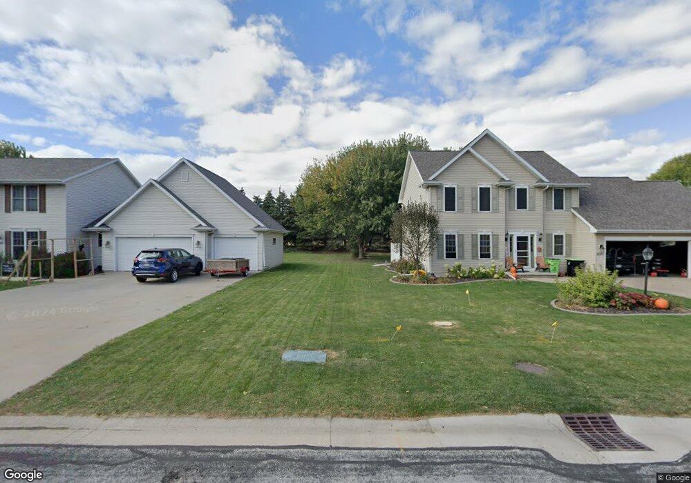 N9371 Snapdragon Ln, Appleton, WI 54915 - photo 1