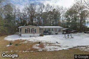 157 Lyons St, Omaha, GA 31821