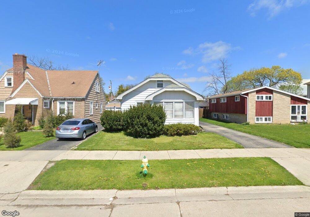 1424 Jenkinson Ct, Waukegan, IL 60085 - photo 1