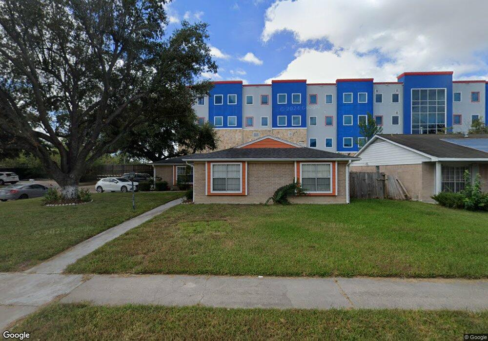 13903 Crosswood Rd, Houston, TX 77038 - photo 1