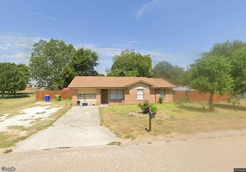 612 S College Ave, Troy, TX 76579 - photo 1
