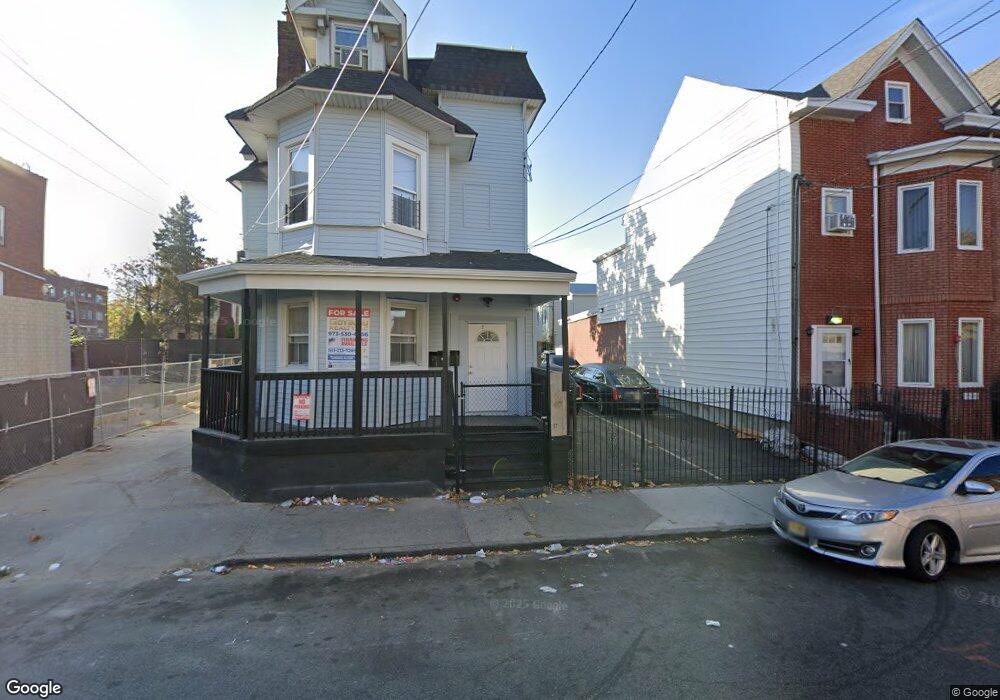 262 Rosa Parks Blvd, Paterson, NJ 07501 - photo 1