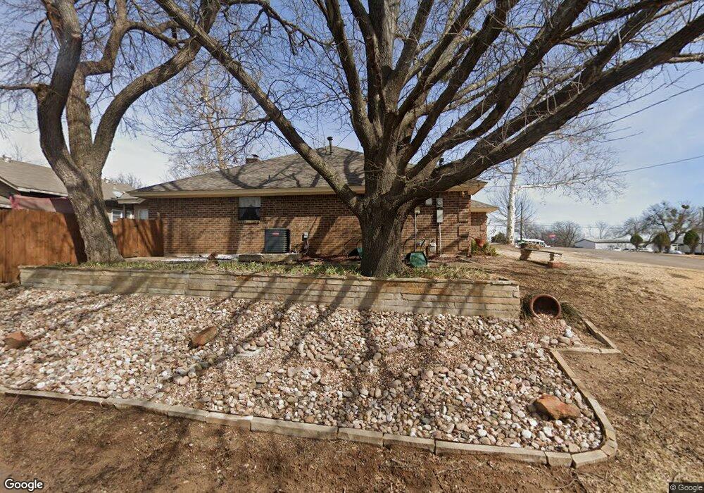 401 E Collins St, Decatur, TX 76234 - photo 1