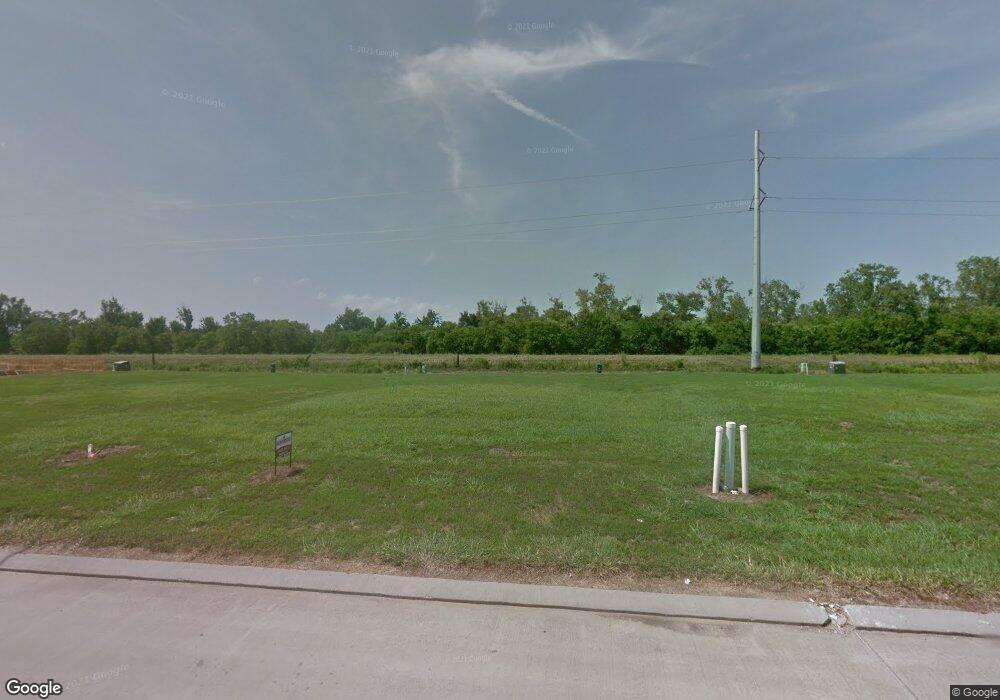 381 De Coster Blvd, Alvin, TX 77511 - photo 1