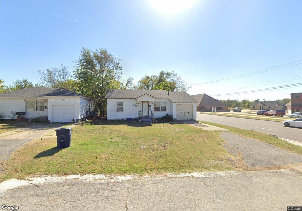 329 W 36th St, Shawnee, OK 74804 - photo 1