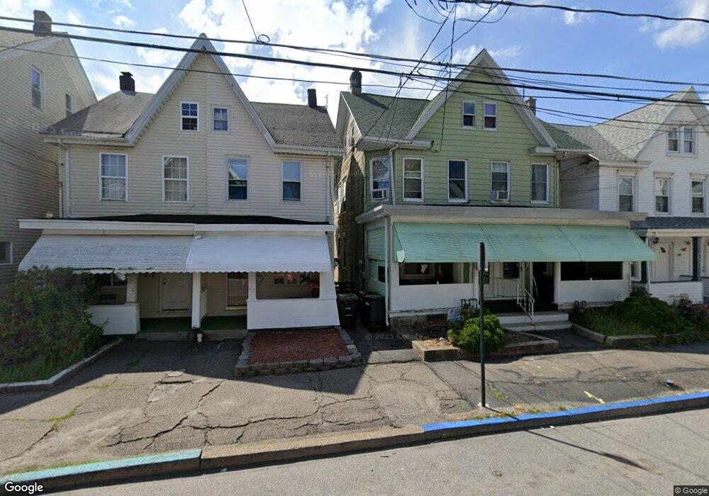 628 N Vine St, Hazleton, PA 18201 - photo 1