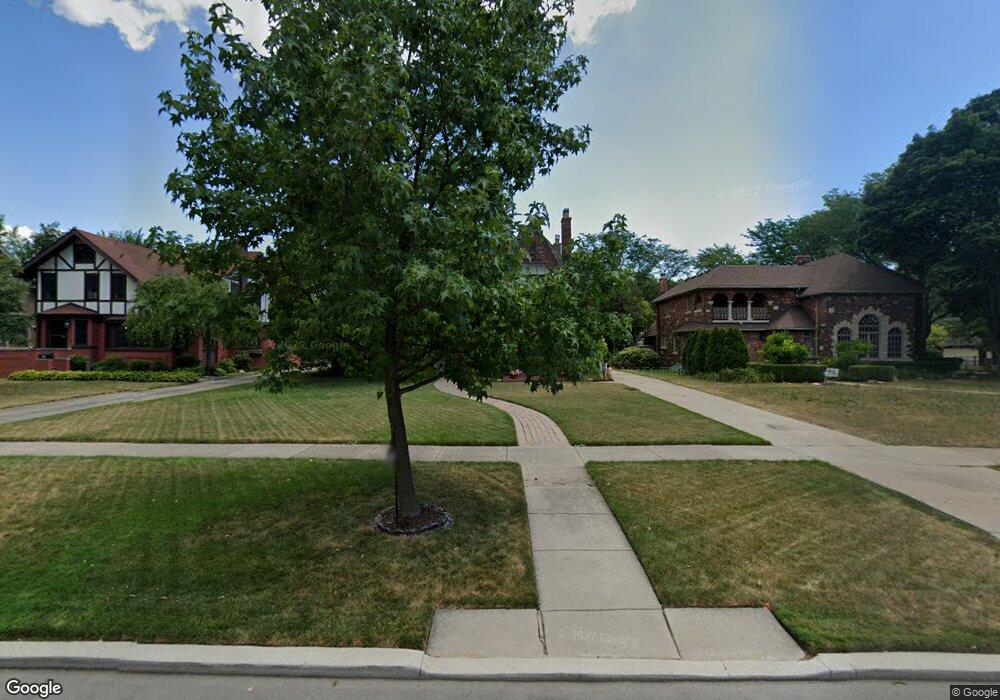 1312 Balfour St, Grosse Pointe Park, MI 48230 - photo 1