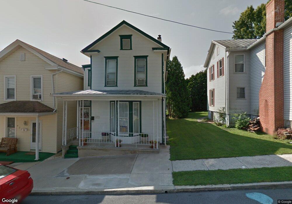 427 Oliver St, Newport, PA 17074 - photo 1