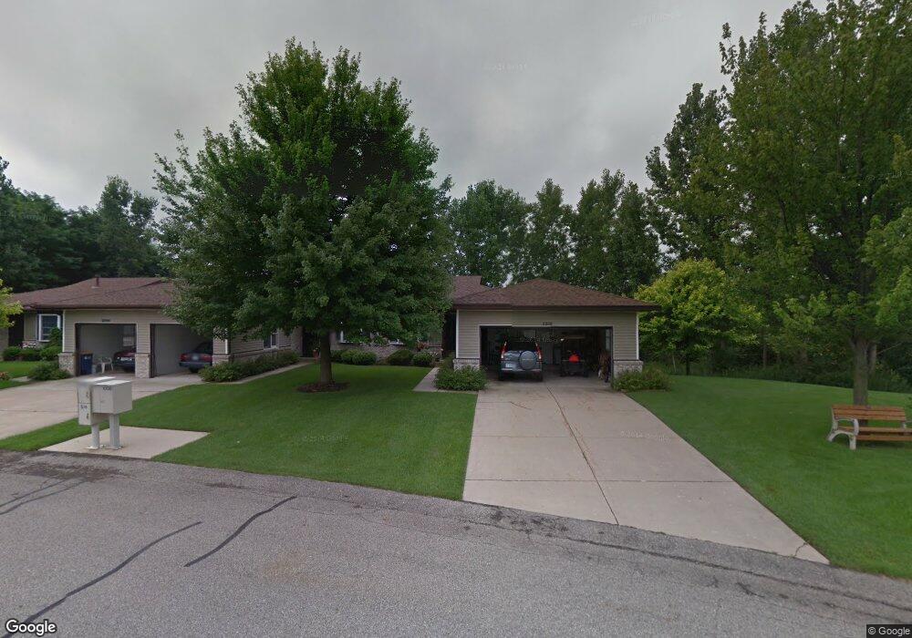 2209 Mapleton St NE unit 139, Grand Rapids, MI 49505 - photo 1