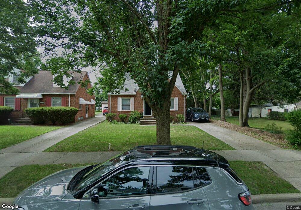 18120 Mapleboro Ave, Maple Heights, OH 44137 - photo 1