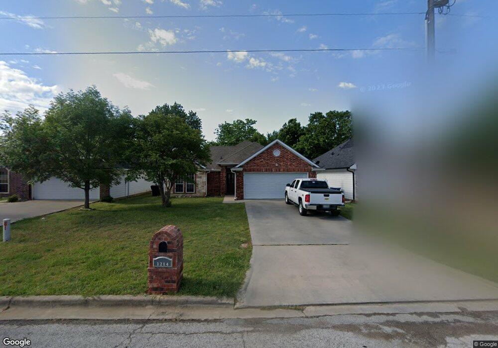 1214 Amsden Cir, Denison, TX 75020 - photo 1