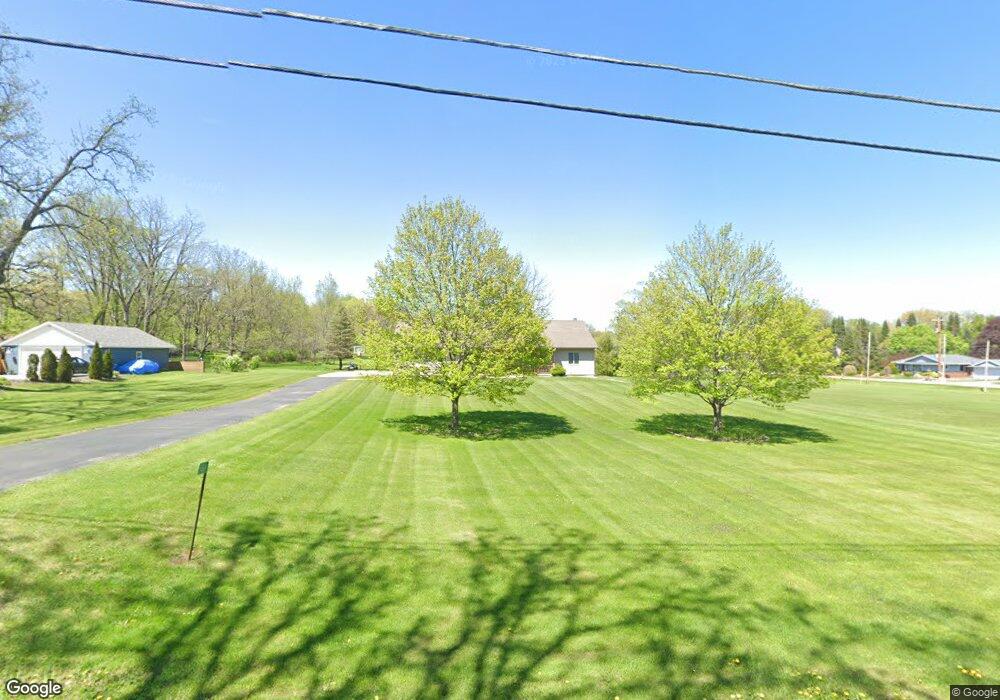 5166 Irish Ln, Fitchburg, WI 53711 - photo 1