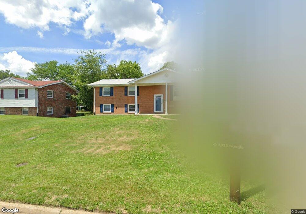 2220 Beacon Hill Rd, Alexandria, VA 22306 - photo 1