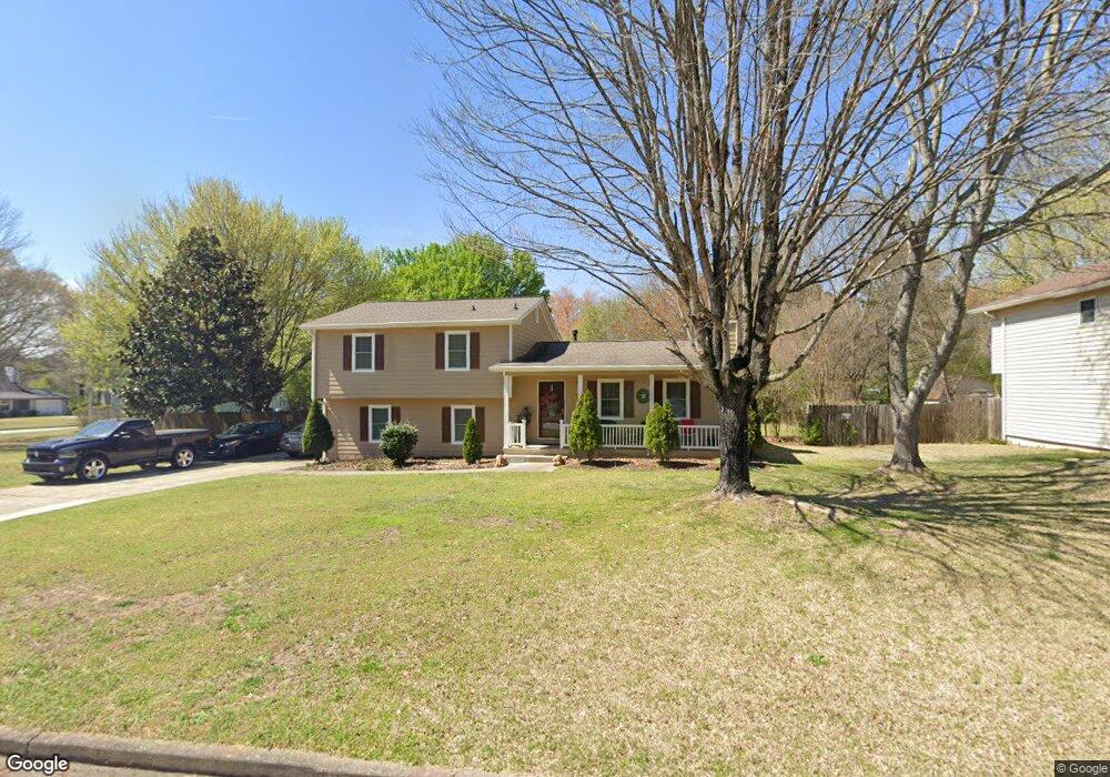 1240 Fairridge Cir SW, Marietta, GA 30008 - photo 1