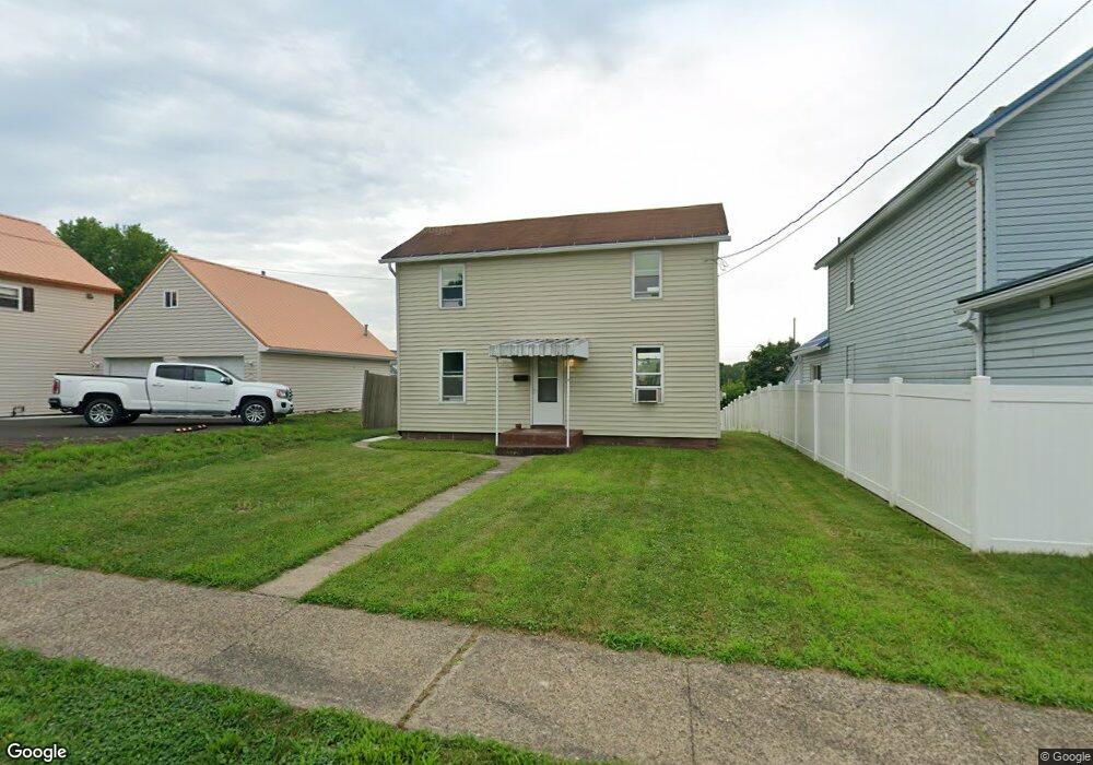 927 Cooper St, Vandergrift, PA 15690 - photo 1