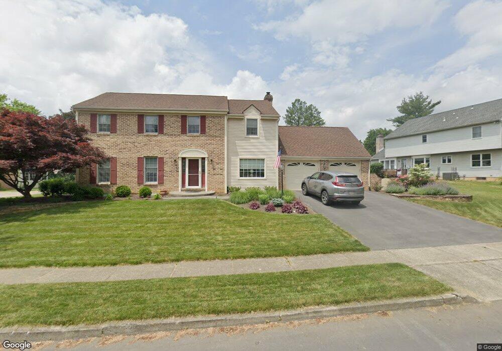 4889 Bridlepath Dr, Macungie, PA 18062 - photo 1