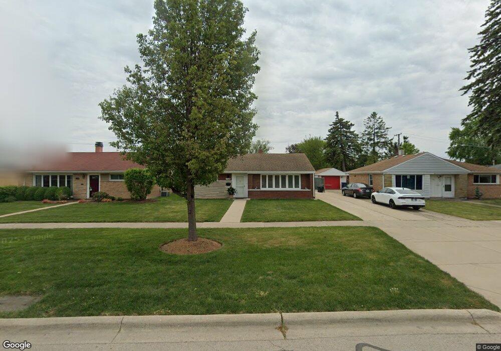 769 E Thacker St, Des Plaines, IL 60016 - photo 1