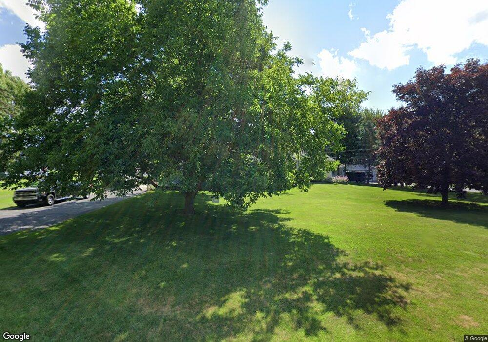 2129 Fraser Rd, Kawkawlin, MI 48631 - photo 1