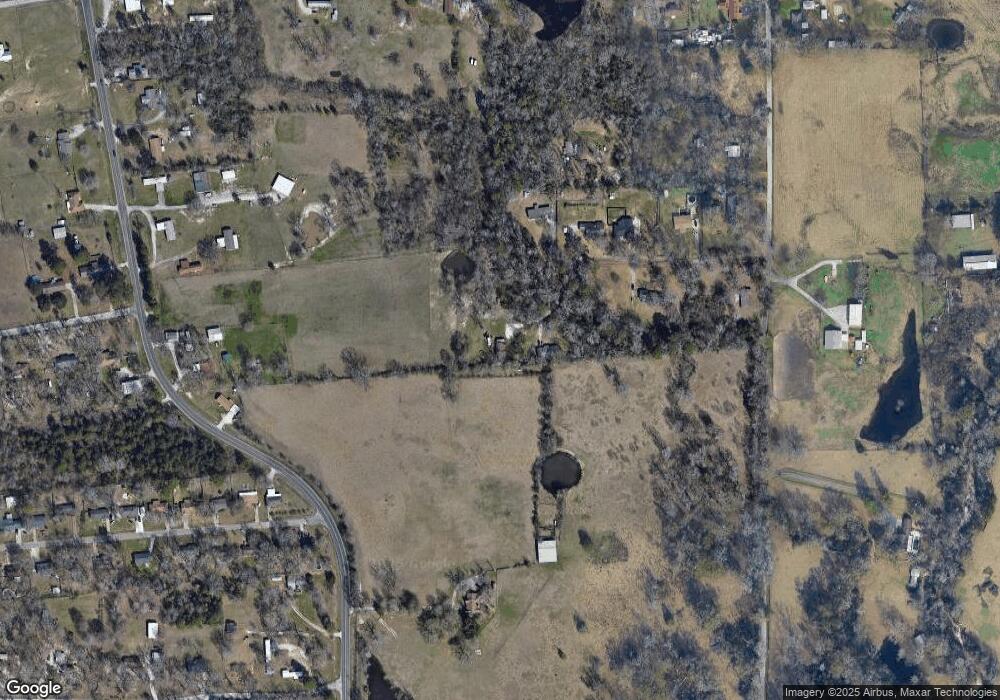 295 Robinson Rd, Lufkin, TX 75904 - photo 1