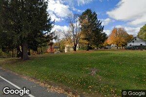 87 School St, Hatfield, MA 01038