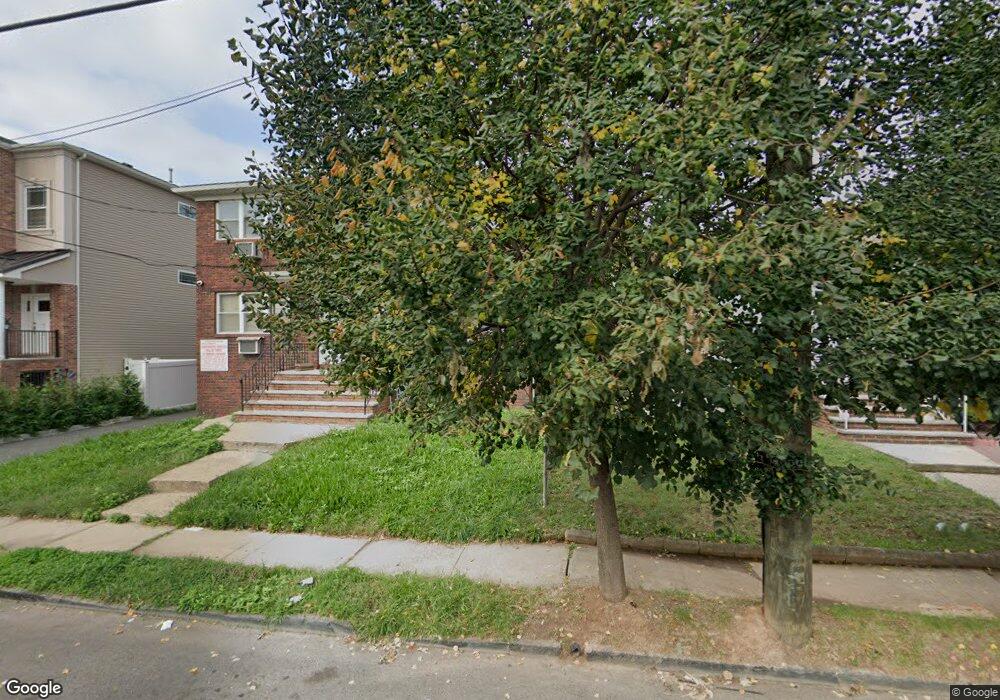 PT 429/431 Erico Ave unit L2, Elizabeth, NJ 07202 - photo 1