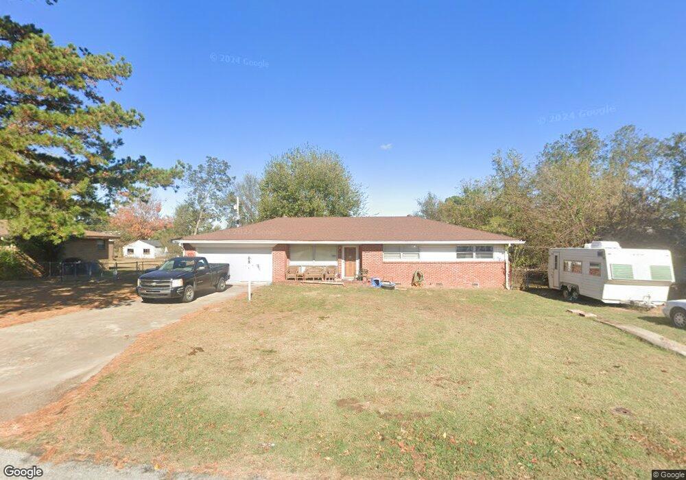 509 E 21st St, Okmulgee, OK 74447 - photo 1