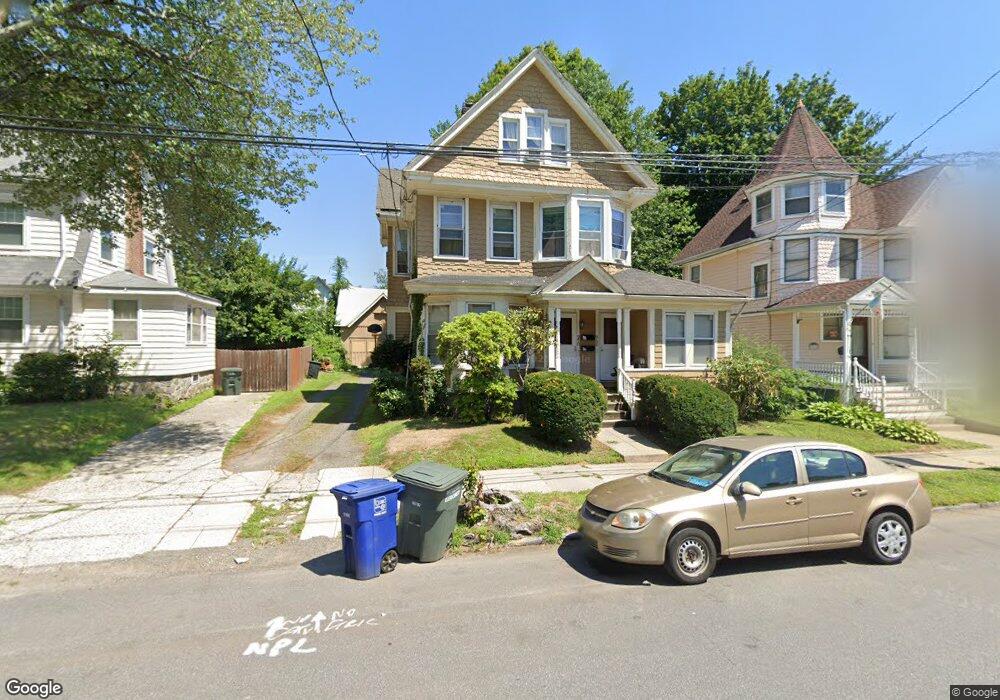 968 Laurel Ave, Bridgeport, CT 06604 - photo 1