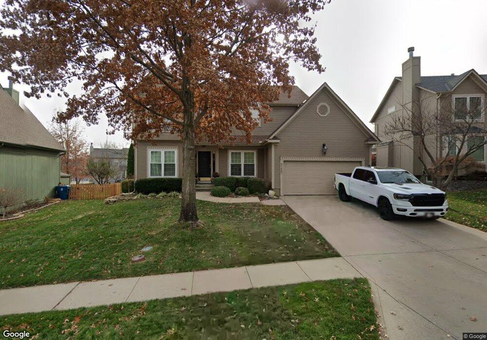 21407 W 50th St, Shawnee, KS 66218 - photo 1
