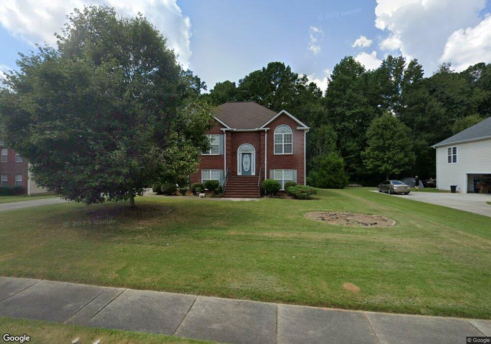 9272 Carnes Crossing Cir, Jonesboro, GA 30236 - photo 1