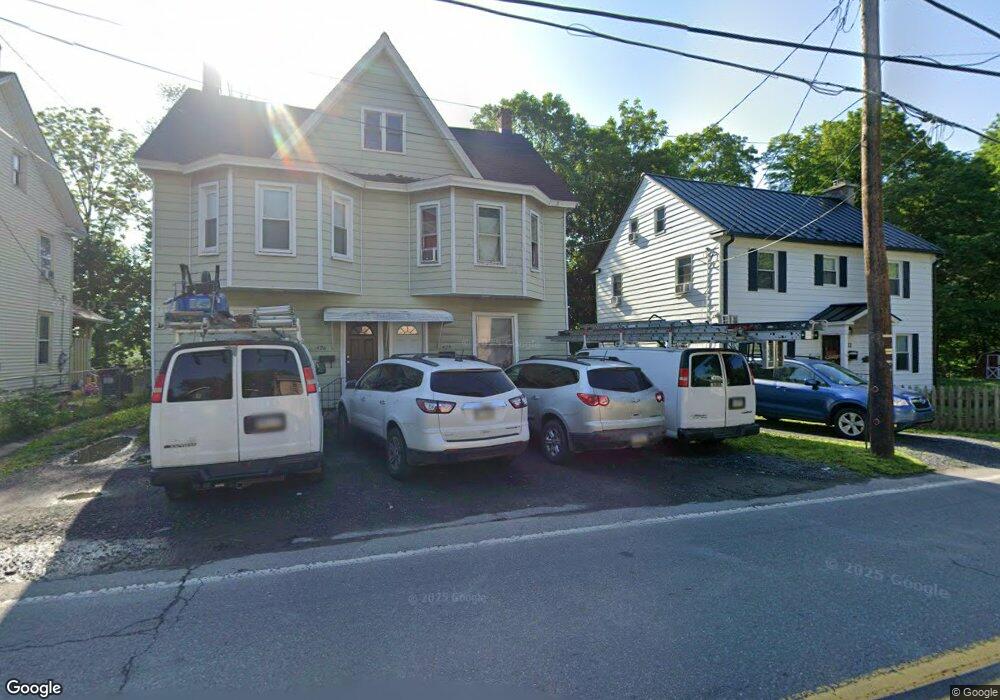 424 N 5th St, Stroudsburg, PA 18360 - photo 1