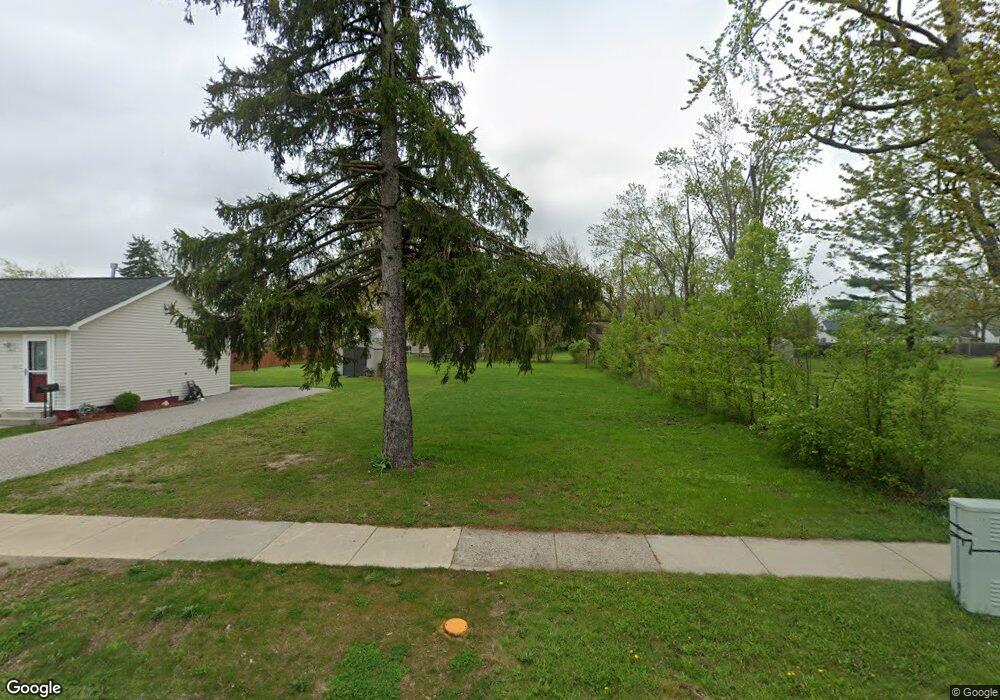 1028 Division St, Adrian, MI 49221 - photo 1