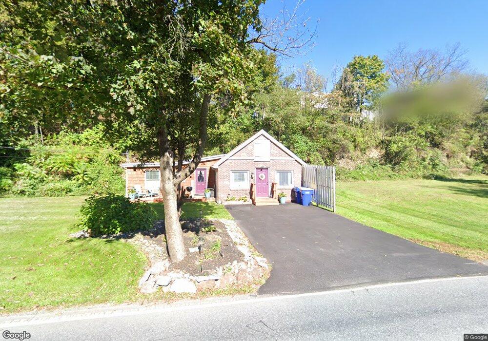 13 E Canal St, Hershey, PA 17033 - photo 1