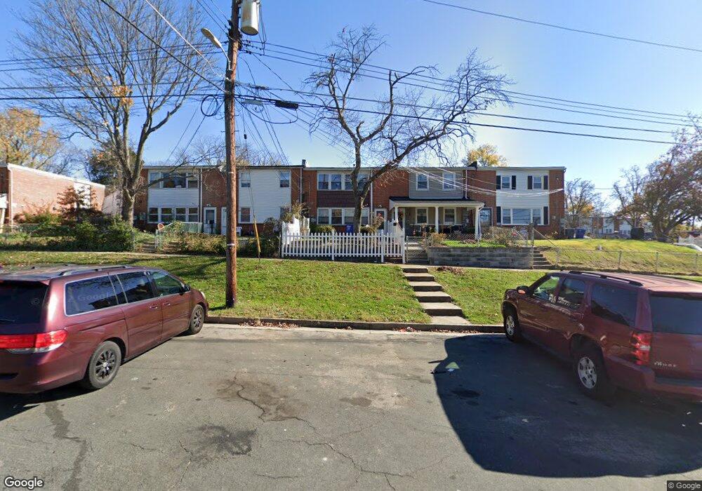 3121 Aspen Ct, Halethorpe, MD 21227 - photo 1