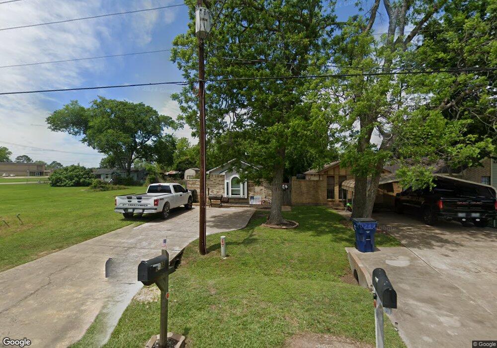 508 N Market St, Brazoria, TX 77422 - photo 1