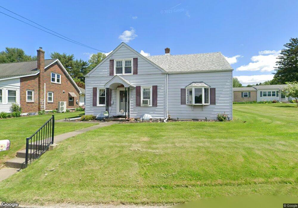 29 S Chestnut St, Macungie, PA 18062 - photo 1