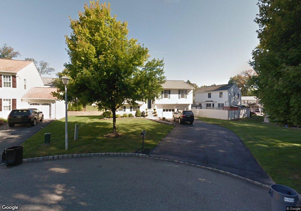 20 Elmwood Ct, Parsippany, NJ 07054 - photo 1