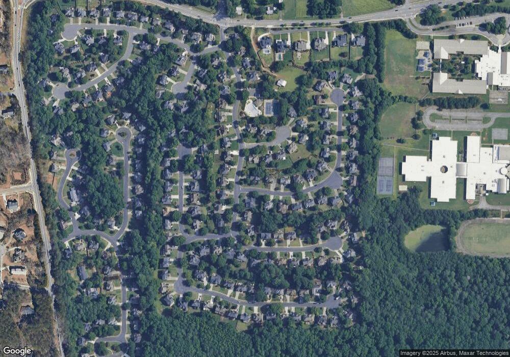 400 Hembree Grove Overlook, Roswell, GA 30076 - photo 1