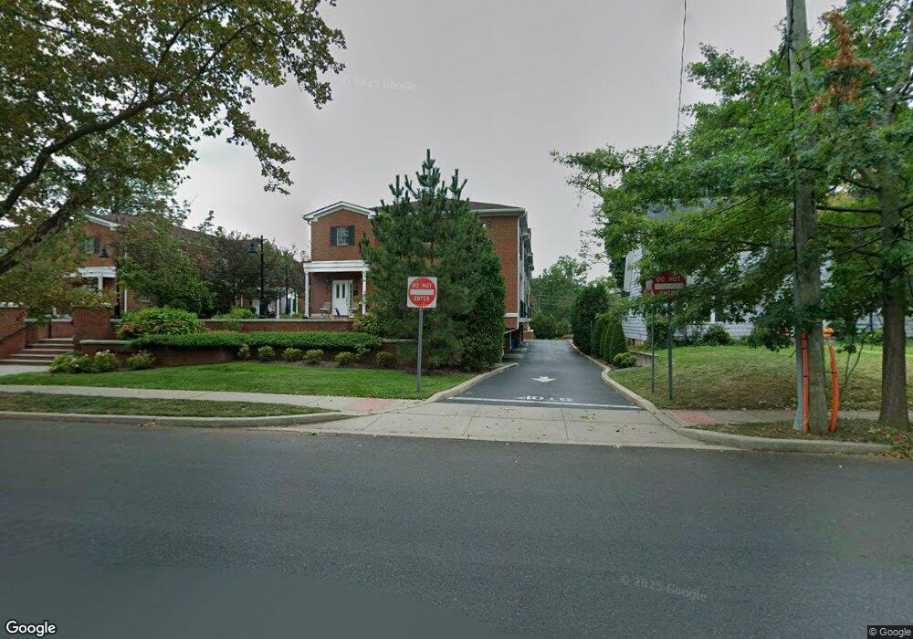 195 Amboy Ave, Metuchen, NJ 08840 - photo 1