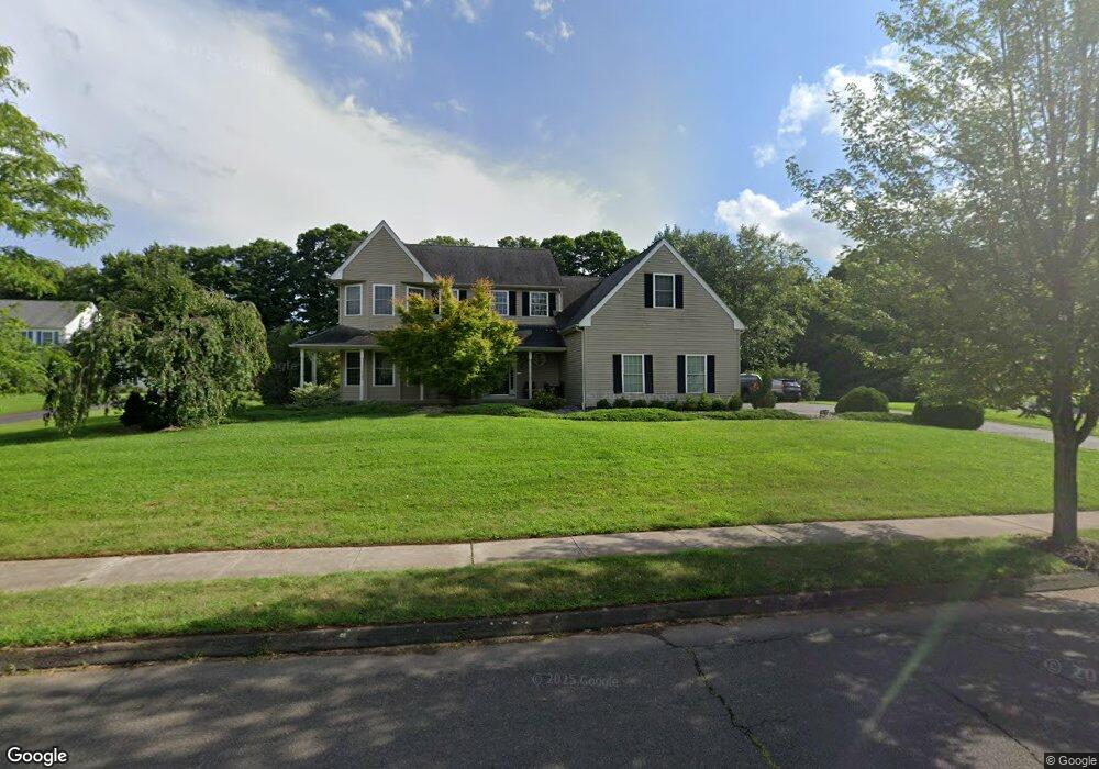 110 Saddle Hill Dr, Middletown, CT 06457 - photo 1