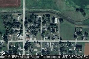 118 2nd St, Reasnor, IA 50232