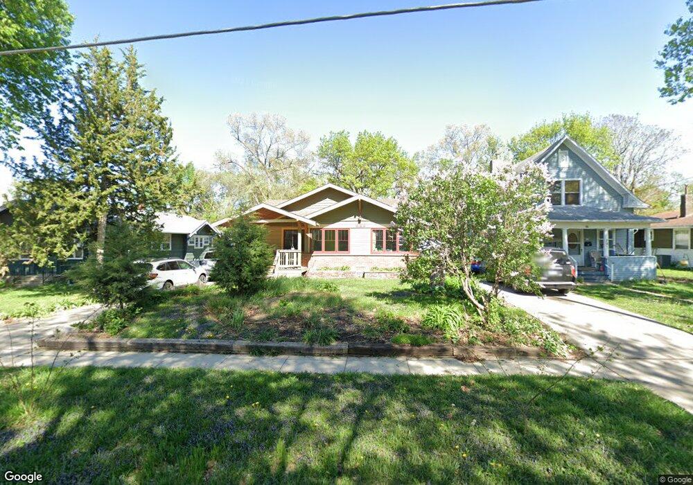 725 38th St, Des Moines, IA 50312 - photo 1