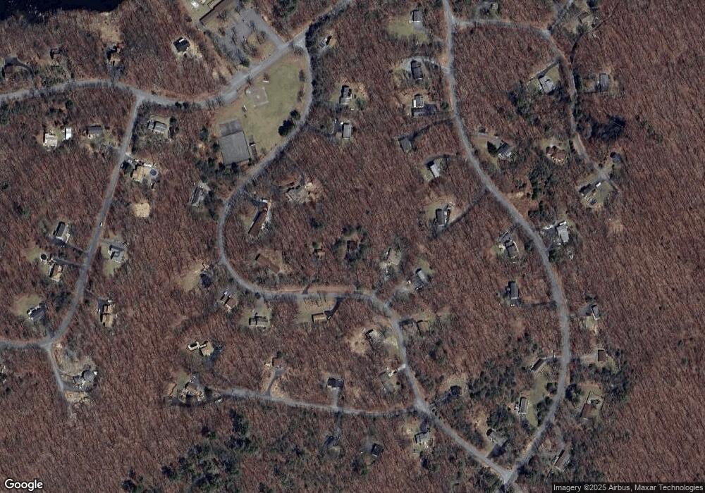 122 Laurel Dr, Dingmans Ferry, PA 18328 - photo 1