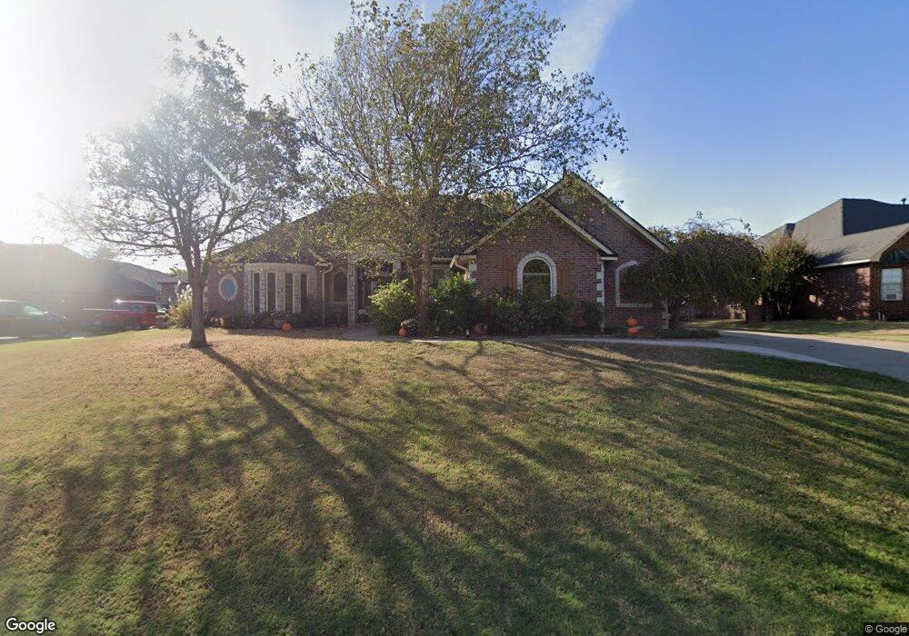 4512 Kellye Green St, Shawnee, OK 74804 - photo 1