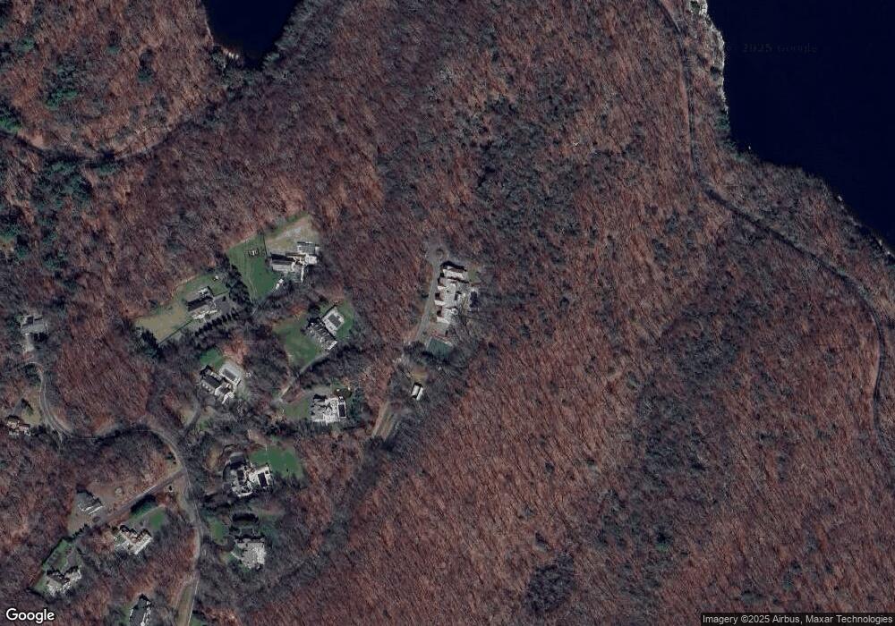 30 Hillcrest Ln, Weston, CT 06883 - photo 1