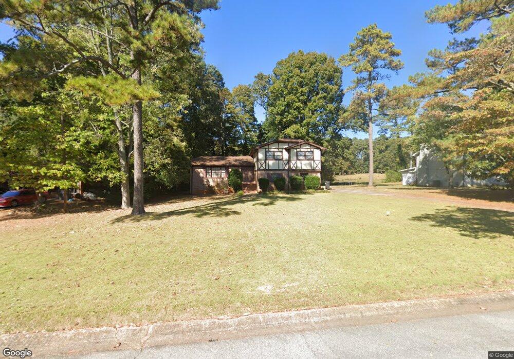 2100 Surrey Trail SE, Conyers, GA 30013 - photo 1