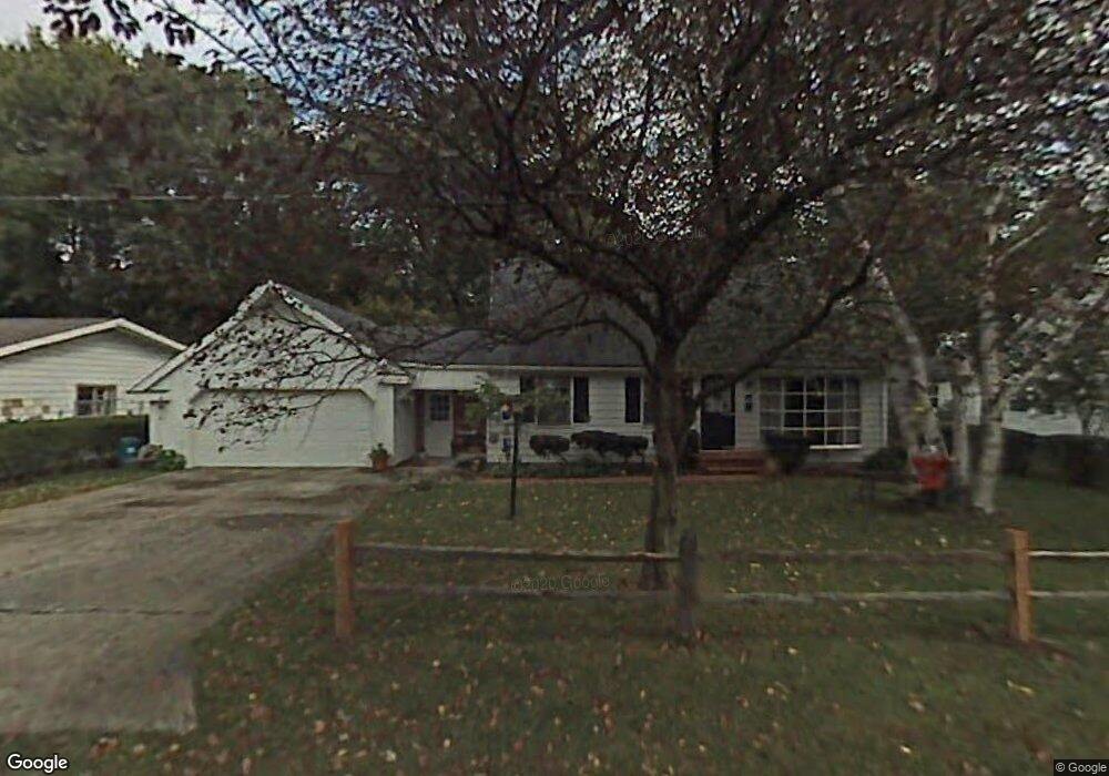 205 Southlawn Dr, North Baltimore, OH 45872 - photo 1