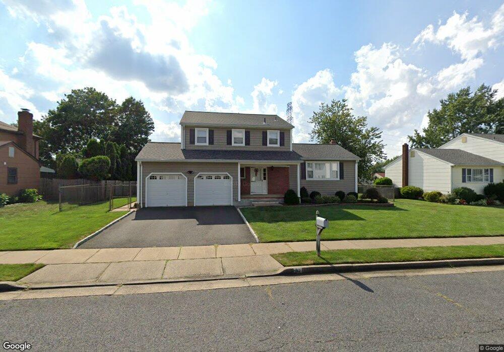 13 Canterbury Ln, Edison, NJ 08820 - photo 1