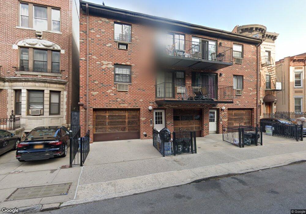 25-26 38 Th St unit B 1, New York City, NY 11103 - photo 1